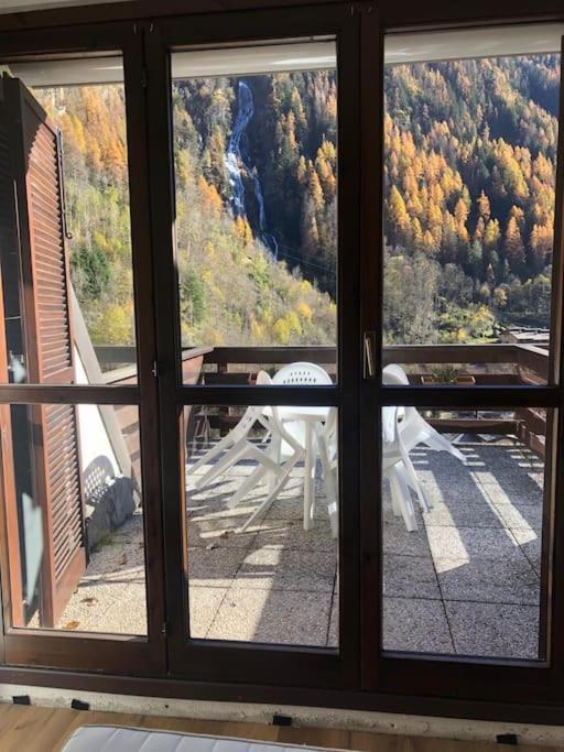 Il Sole Di Ester Branzi Exterior foto